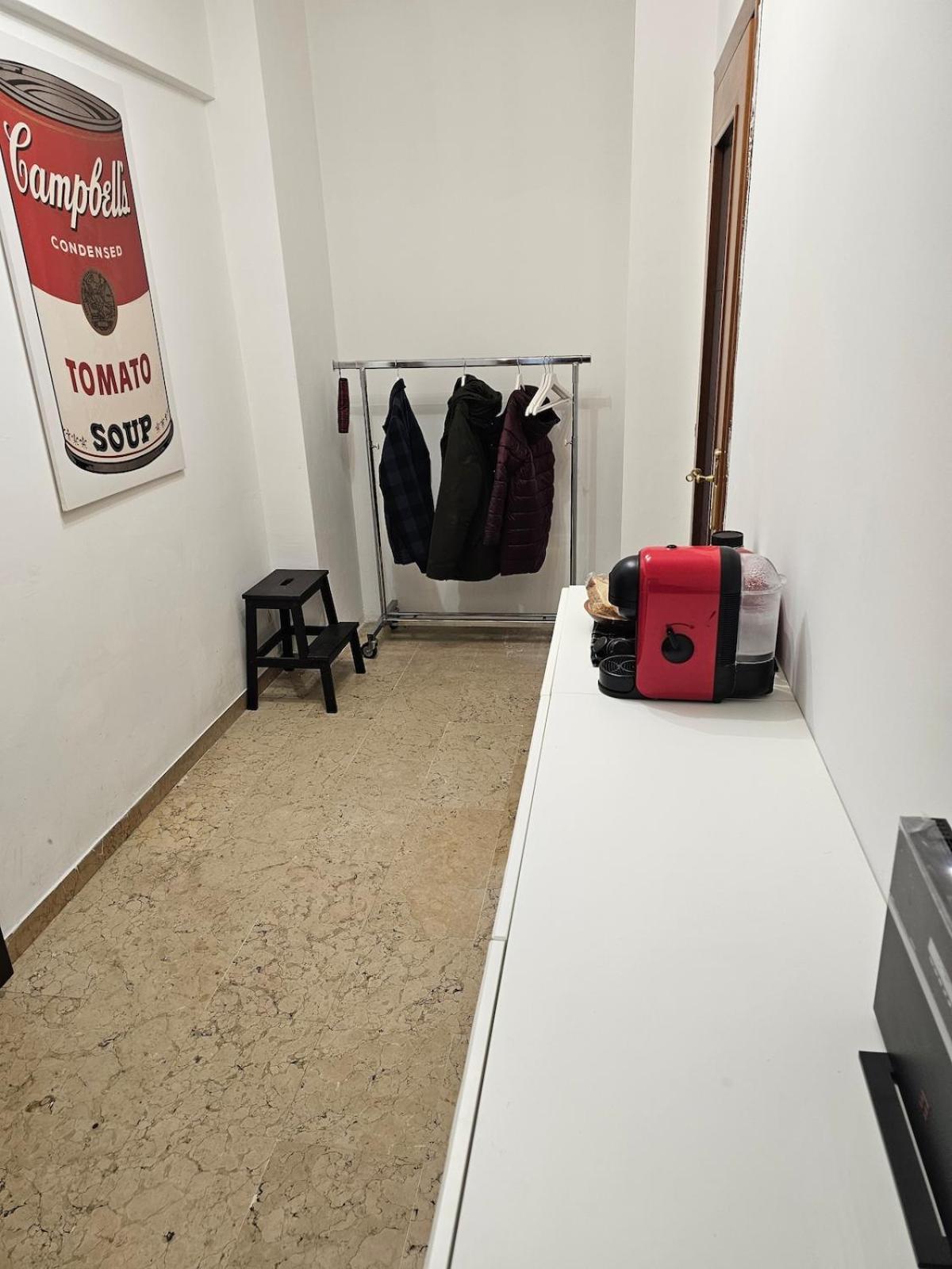 25 Apartment Rom