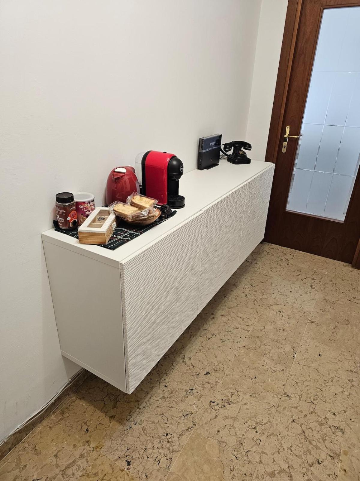 Apartment 25 Rom