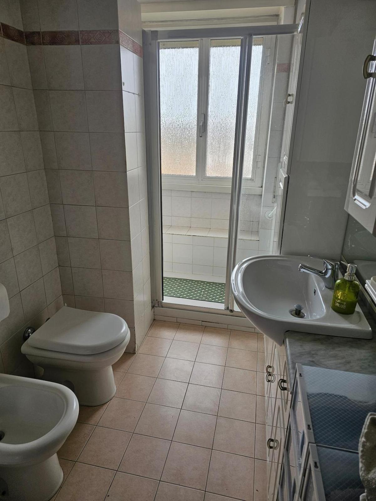 Apartment 25